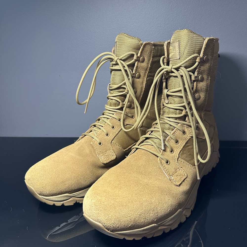 Merrell Moab 2 Tactical 8” Boot - Picture 2 of 9